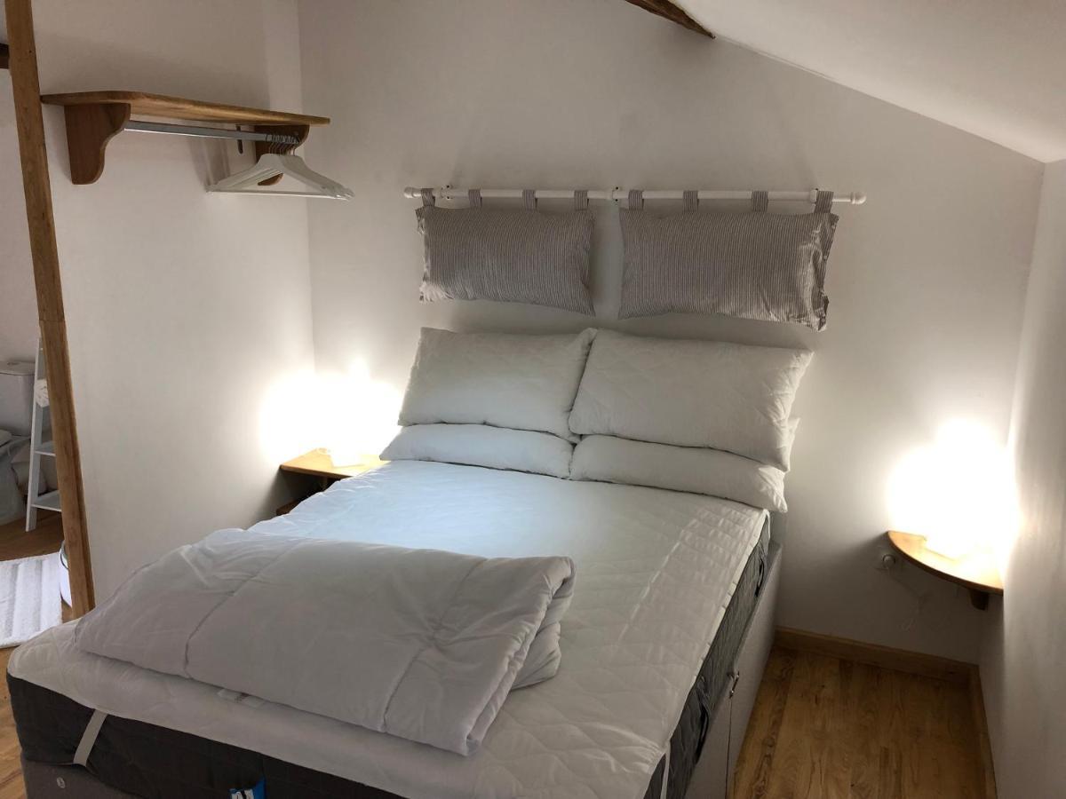 The Walnut Tree Chambre D'Hotes Le Dorat Exterior foto